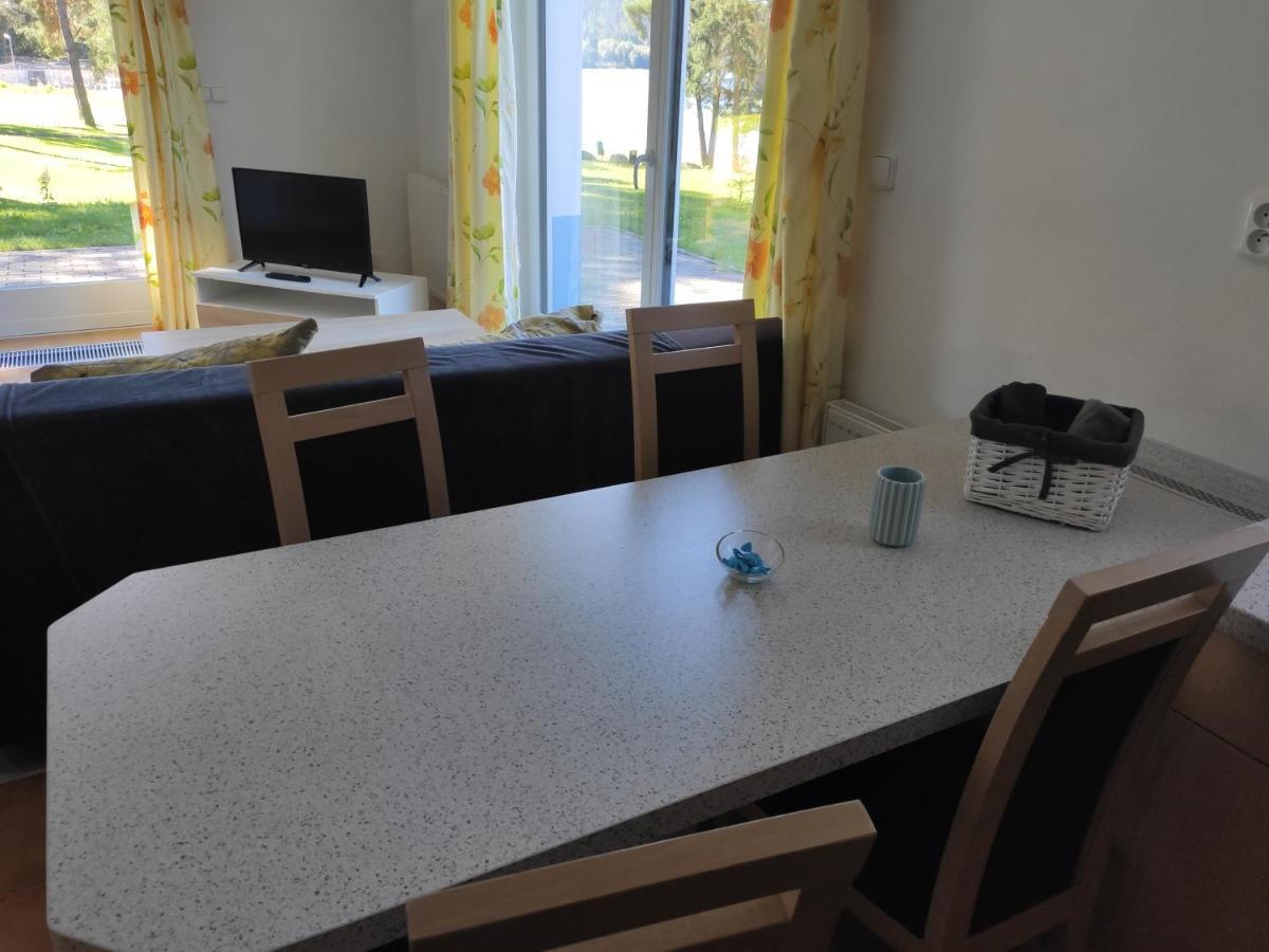Lipno Riviera - Mysi V Bote Apartman Lipno nad Vltavou Kültér fotó