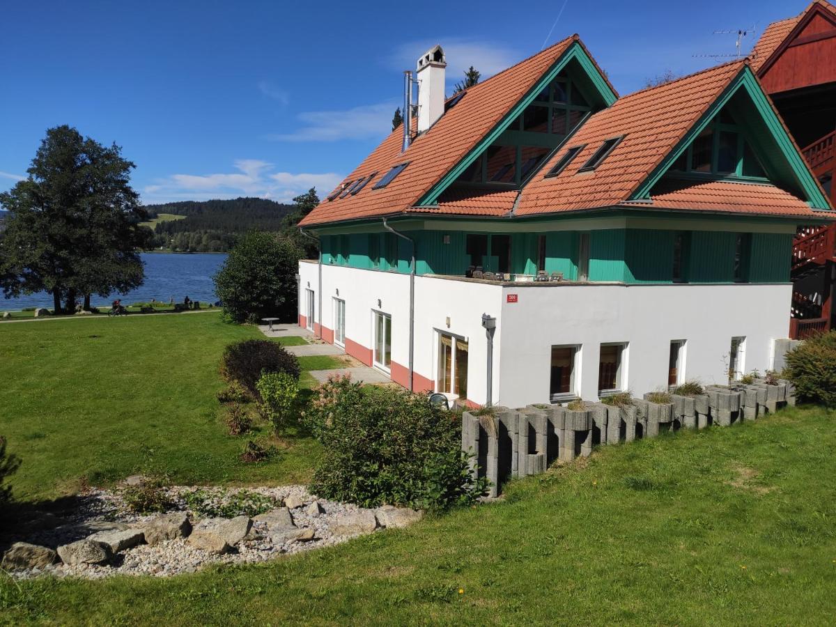 Lipno Riviera - Mysi V Bote Apartman Lipno nad Vltavou Kültér fotó