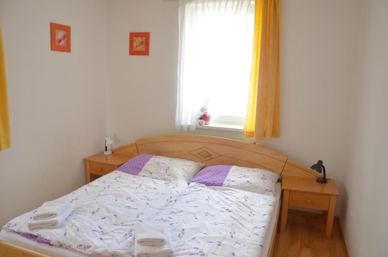 Lipno Riviera - Mysi V Bote Apartman Lipno nad Vltavou Kültér fotó